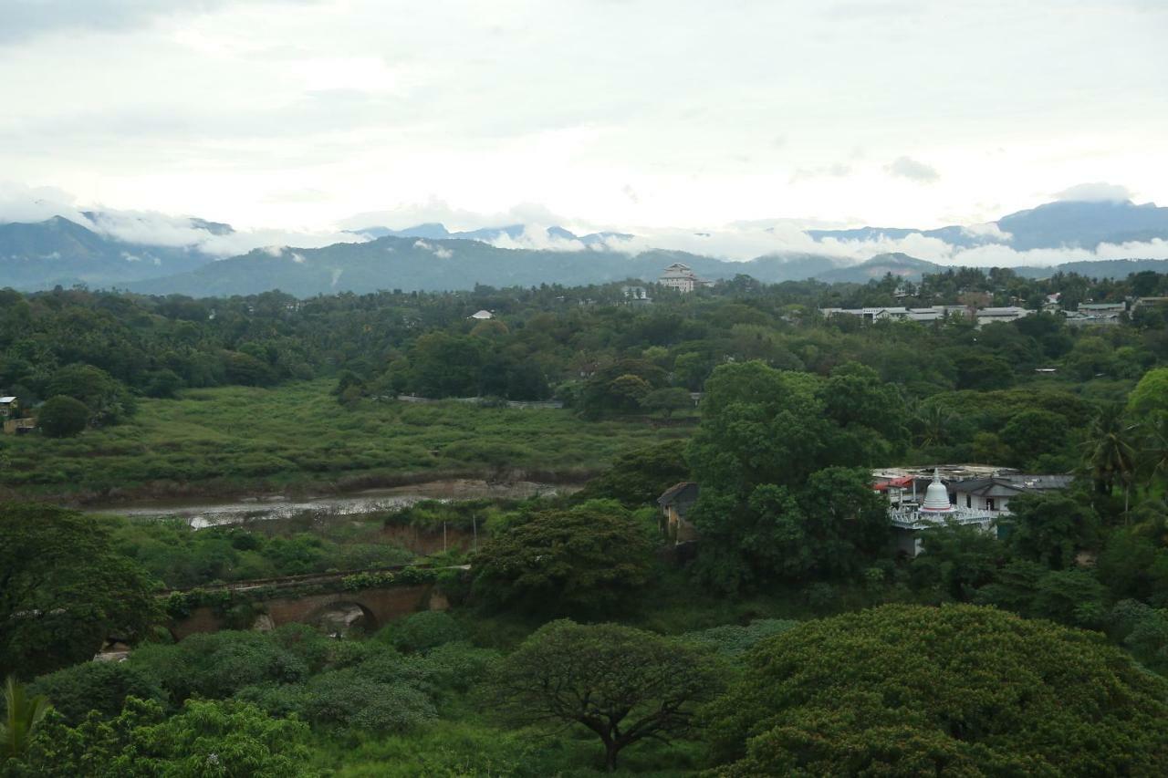 Rivendell Hotel Kandy Dış mekan fotoğraf
